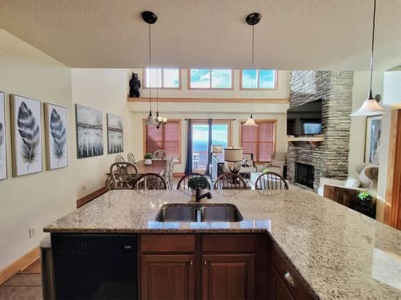 New! Peaceful Mountain Views, Deck, Trails nearby - Image 3
