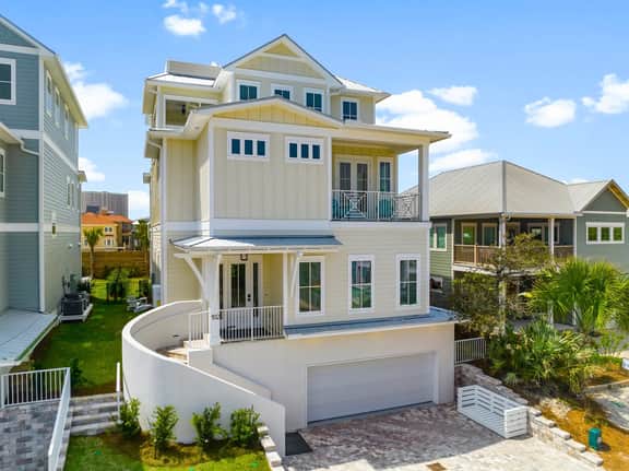 Tango Waves With Pool, Elevator, And Beach Views - Image 5