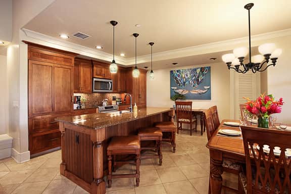 4BR Poipu Penthouse with Ocean Views - Image 5