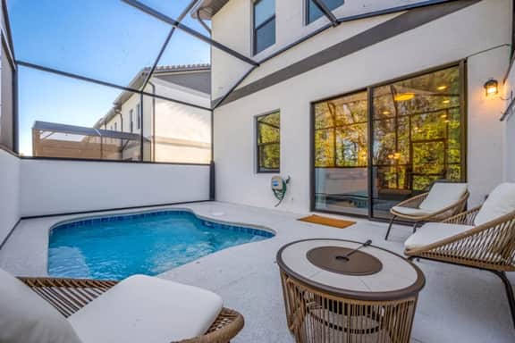 Modern Paradiso Grande 5BEDS Pool - Image 2