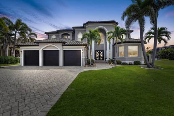 Paradise Villa - Image 2