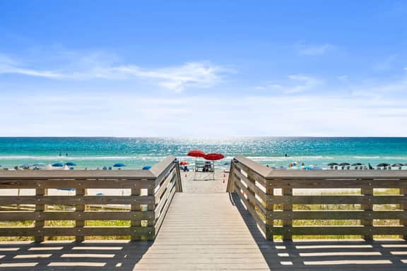 Hilltop Haven with LSV, Spa, and Accessible Beach - Image 2