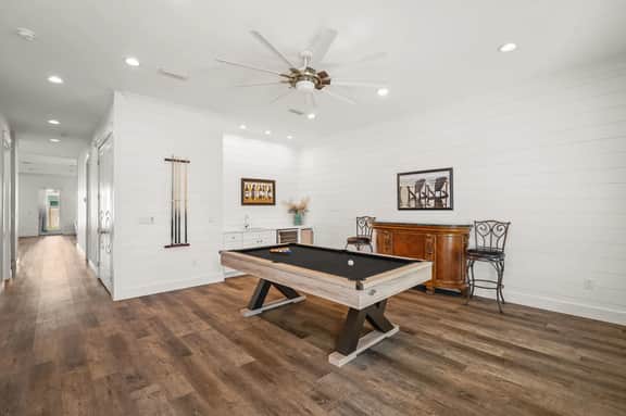 Ellis Retreat with Game Room and LSV - Image 5