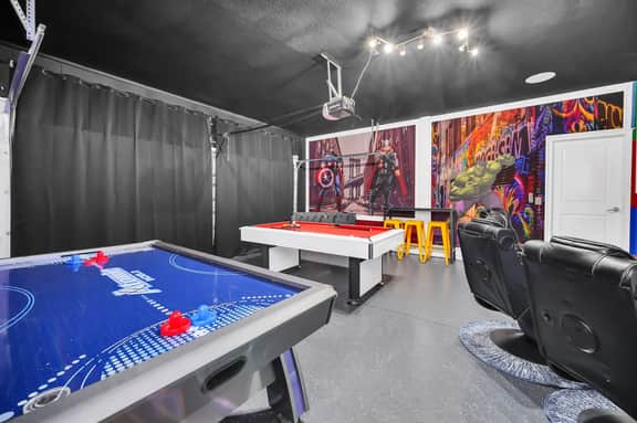 Luxe Escape | 9BR Retreat in Champions Gate - Image 3