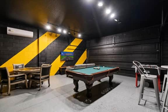 Large Luxury Villa | Sleeps 24 | Pool & Game Room - Image 5