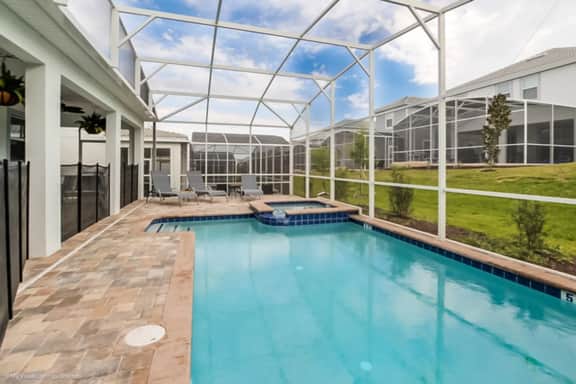 EV_9022 - Sommer Villa - Image 4