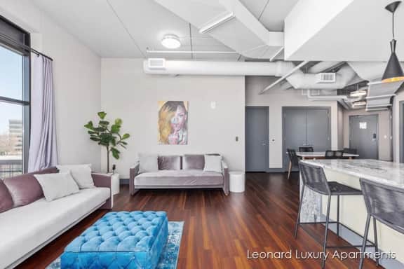 Modern Corner Luxury Apartment - Leonard Building - Image 4