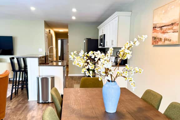 Mimosa Stay Cottage - Thomasville Relax and Play - Image 2