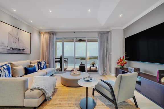 Luxurious Ocean View Villa - Image 2