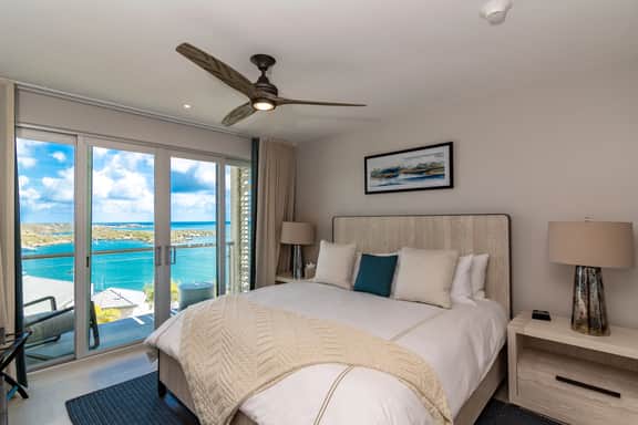 Aventurine 2 Bed Luxury Suite with Ocean View - Image 3