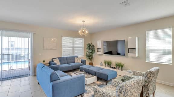 9BR Group Home with Private Pool & Spa - Image 4