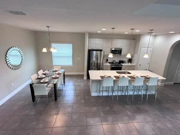 4BR Balmoral Home with Private Pool - Image 3