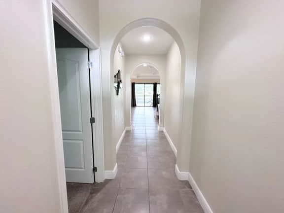 4BR Balmoral Home with Private Pool - Image 2