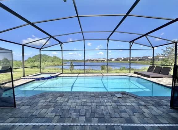 6BR Balmoral Home with Private Pool - Image 2
