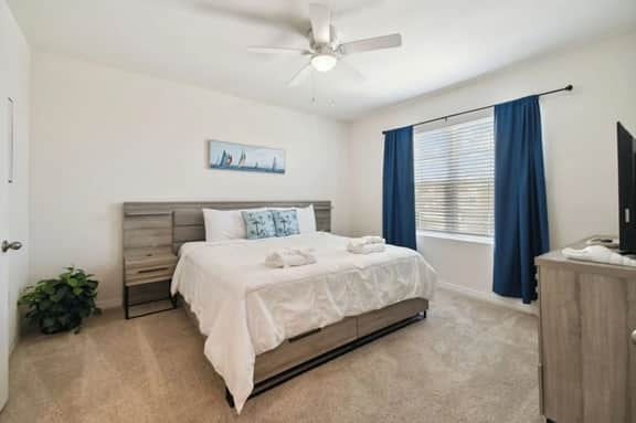 7BR Solterra Home with Pool & Spa - Image 3