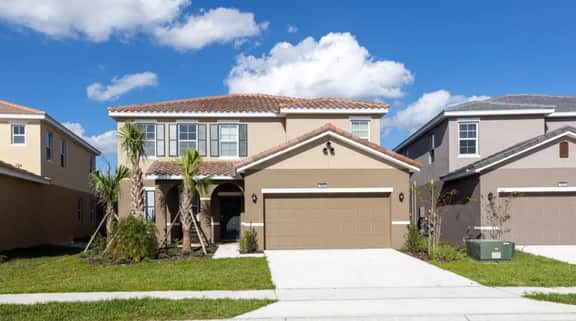 5BR Solterra Home with Pool & Games - Image 2