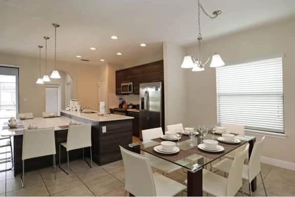6BR Balmoral Home with Private Heated Pool - Image 4