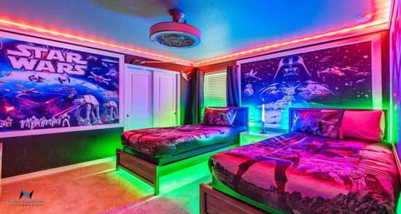 7BR Windsor Island Home with Resort Amenities - Image 5