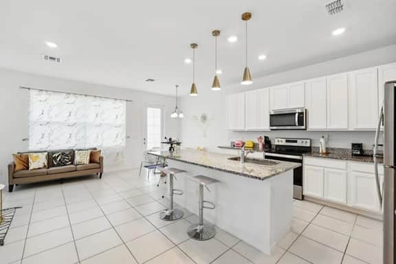 3BR Festival Townhome Near Orlando Attractions - Image 5