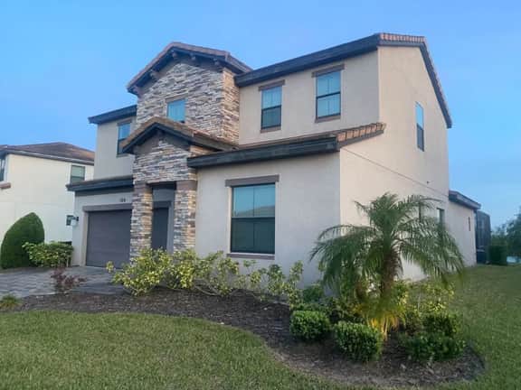 4BR Balmoral Home with Pool & Lake Views - Image 4