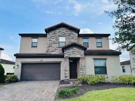 4BR Balmoral Home with Pool & Lake Views - Image 5