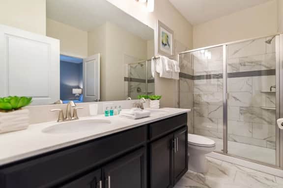8BR ChampionsGate Home with Private Pool - Image 4
