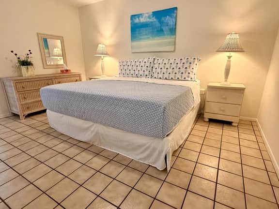 Sand Dollar Beach Side Villa - Image 3
